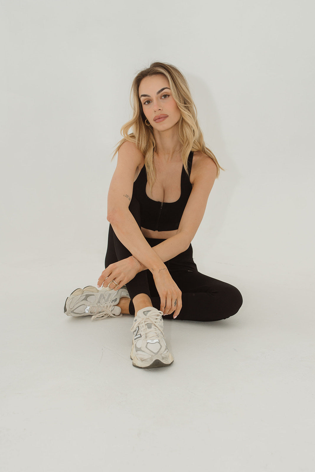 RESTOCKED! Ribbed Sports Bra -Black